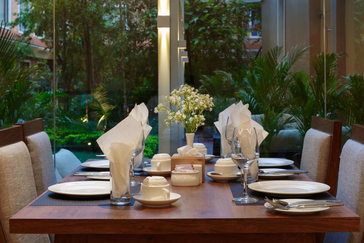 Hotel Thrive, A Tropical Courtyard Káthmándú Exteriér fotografie