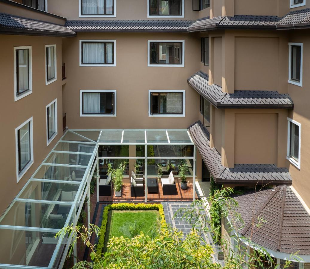 Hotel Thrive, A Tropical Courtyard Káthmándú Exteriér fotografie