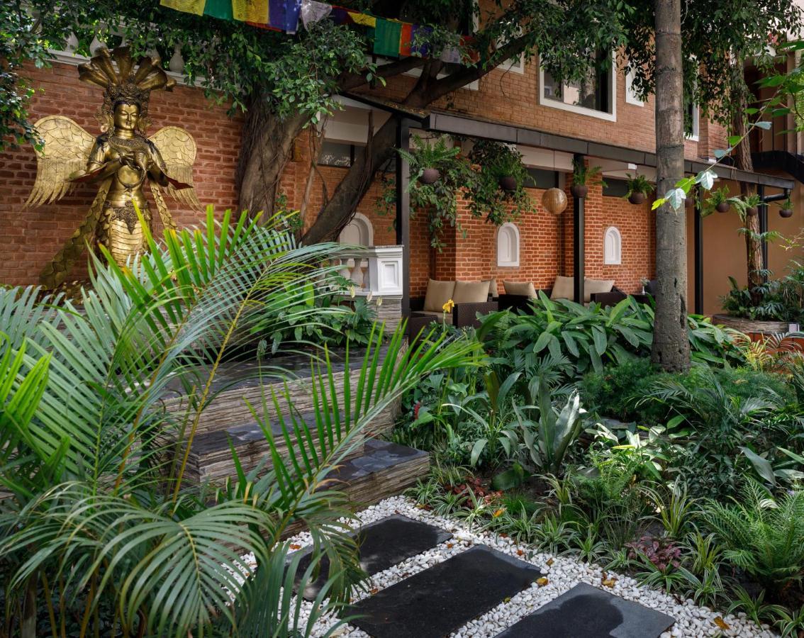 Hotel Thrive, A Tropical Courtyard Káthmándú Exteriér fotografie